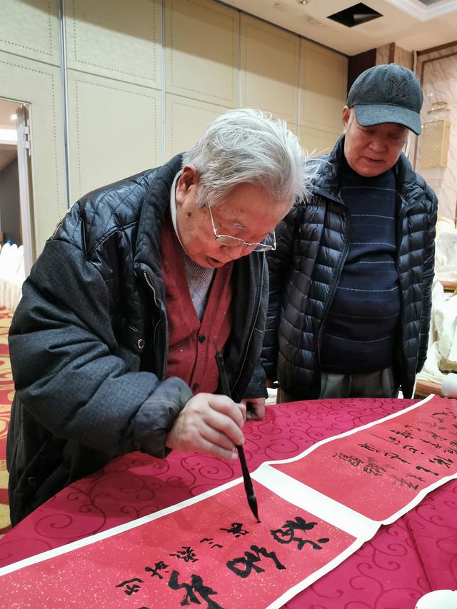 浙江省老龄产业协会成立专家组和临时党支部